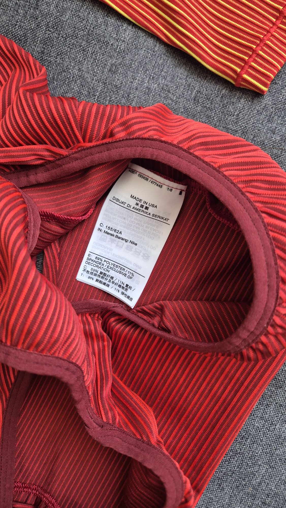Оригинален,нов, цял бански "Nike"