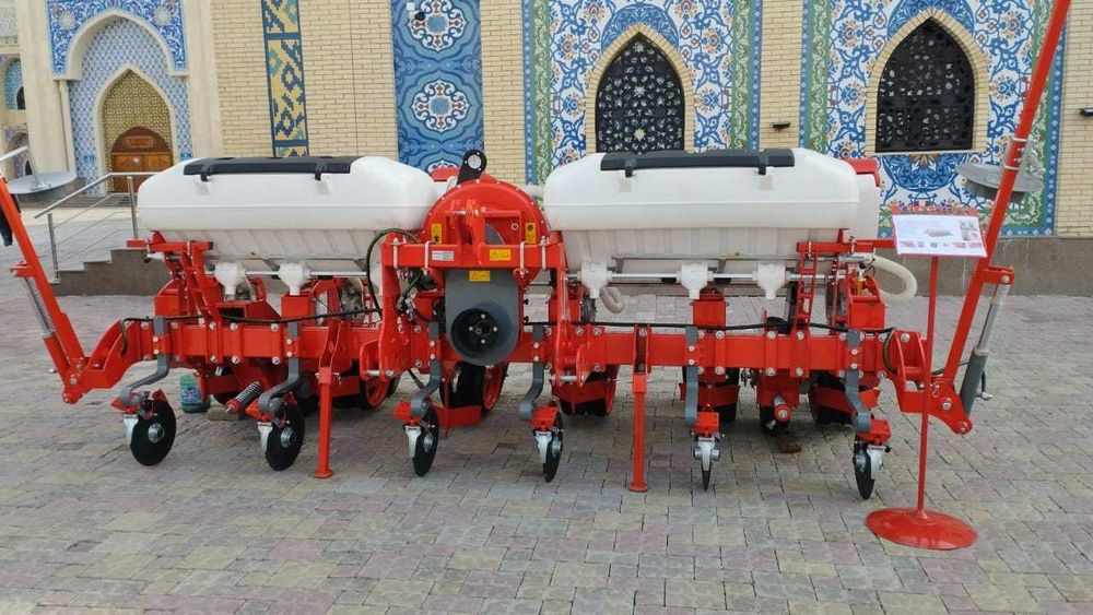 Сеялка пневматическая кукуруза,подсолнух,свекла