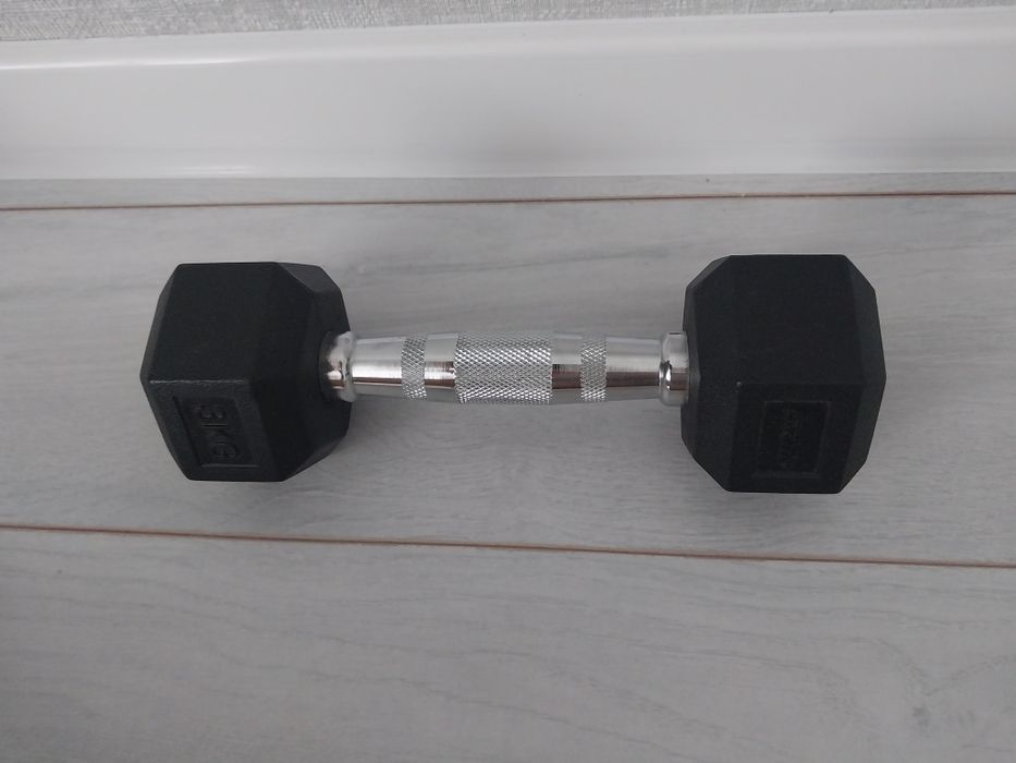 Продам гантели  новые