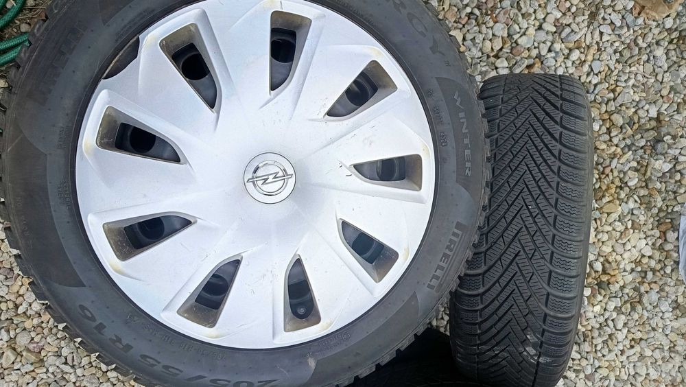 Гуми с джанти PIRELLI 205/55/16 DOT4324 от Опел Астра