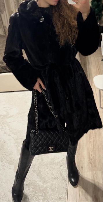 Продам норковую шубу