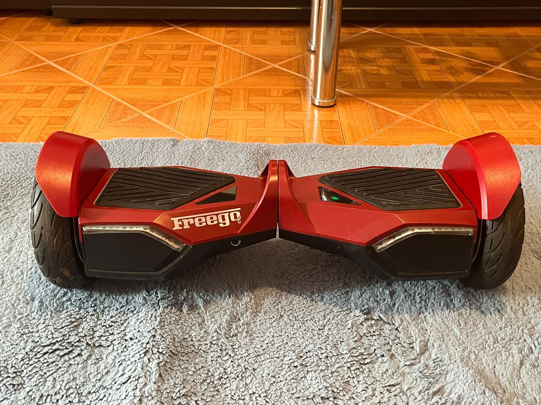 Hoverboard Freego – utilizat, cu husă și încărcător |
