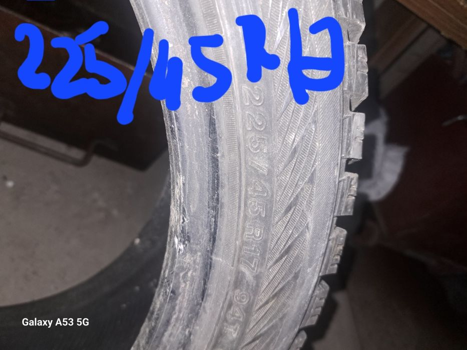 Продам шины  легковые 225/45r17