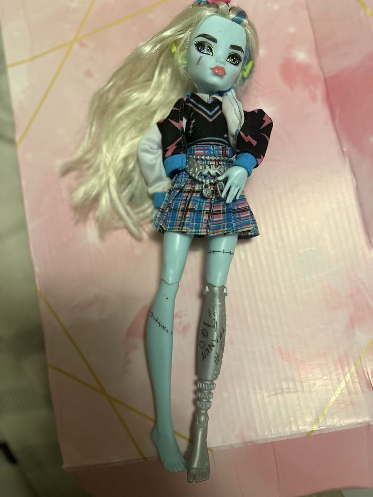 Кукла Monster Hight