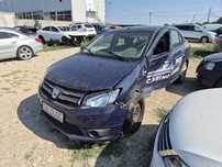Dacia Logan lovit avariat