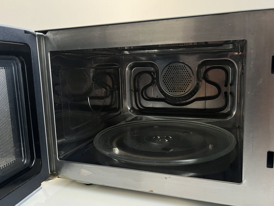 Микровълнова Inventum 25Л