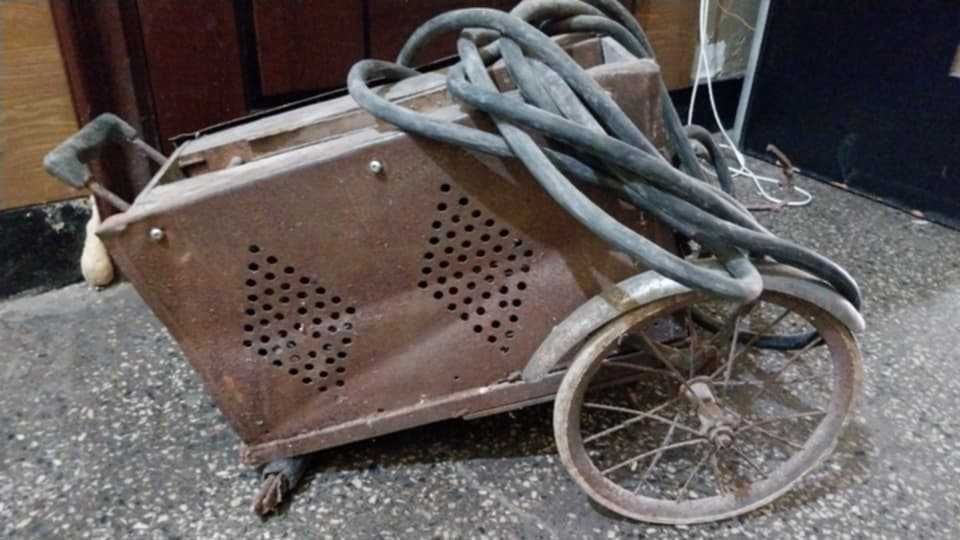 Продавам електрожен ПРАВЕН.