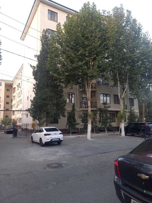 Продам квартиру в элитном районе (новостройка) г.Самарканда