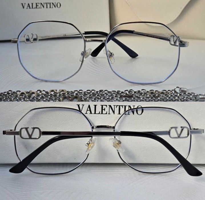 ochelari de soare pentru femei cu lanț