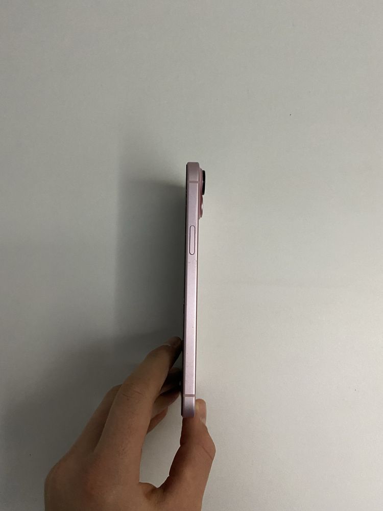 Iphone 15 plus pink