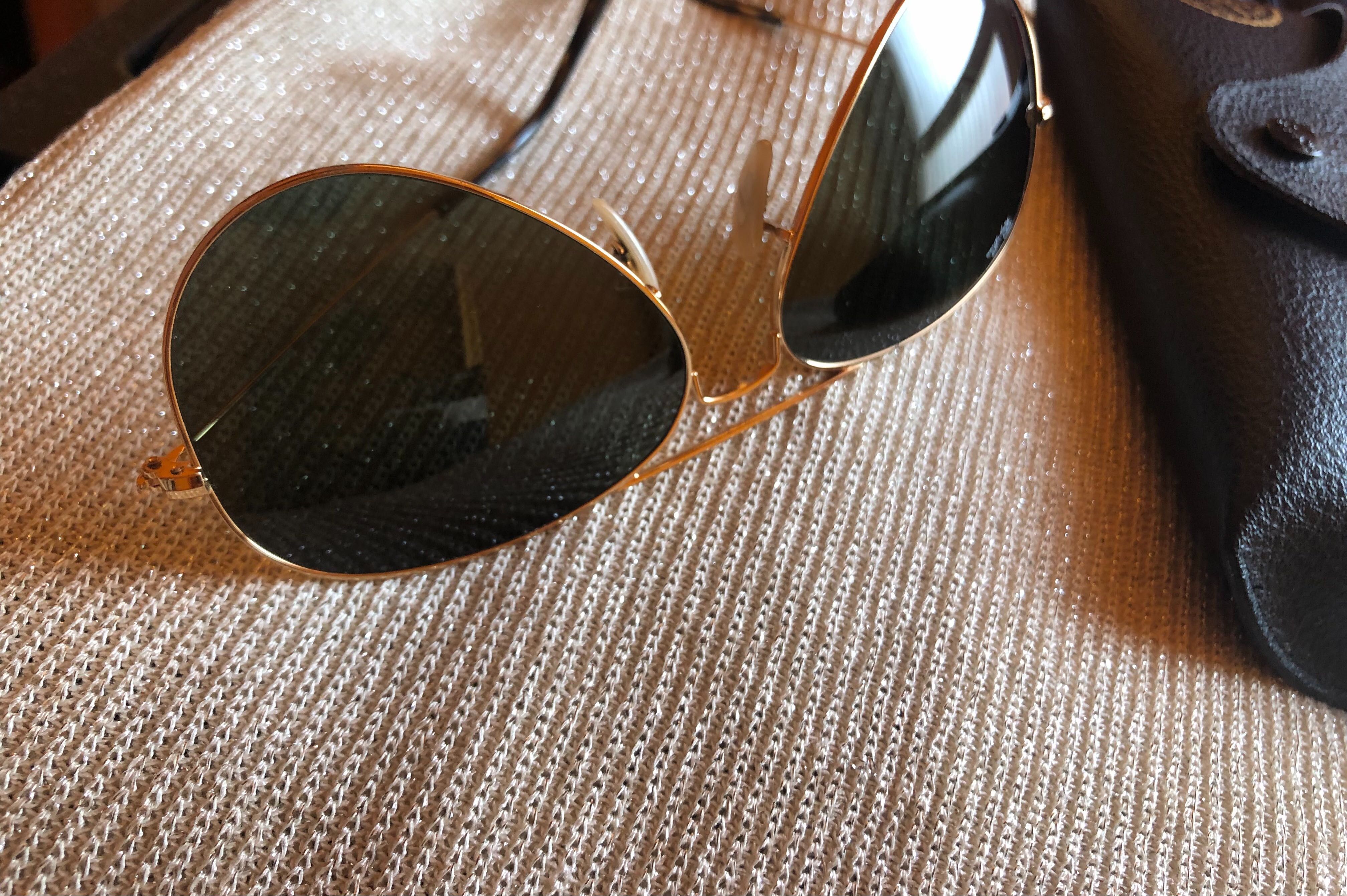 Оригинални слънчеви очила Ray Ban с калъф и кърпичка