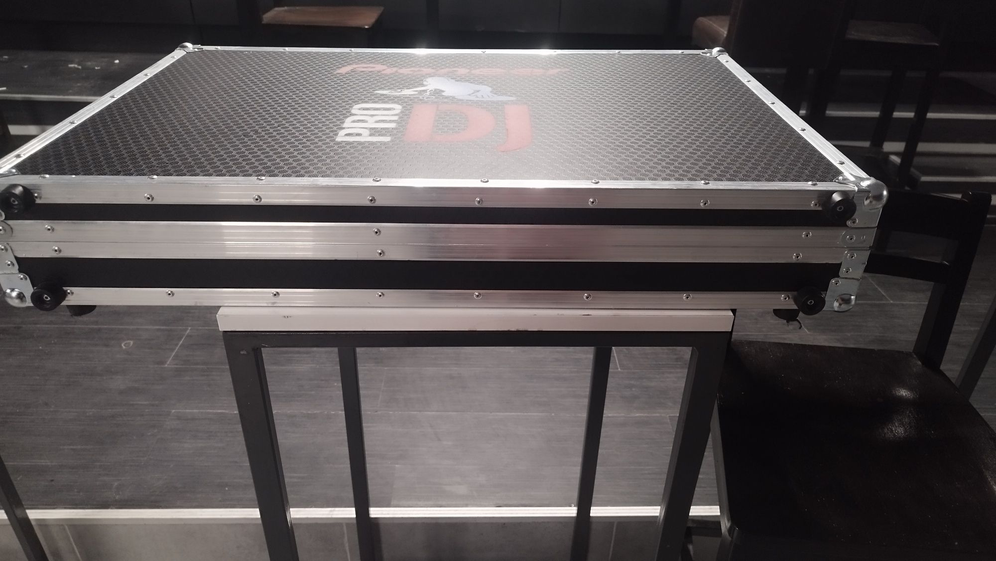 Pioneer DDJ1000 контролер