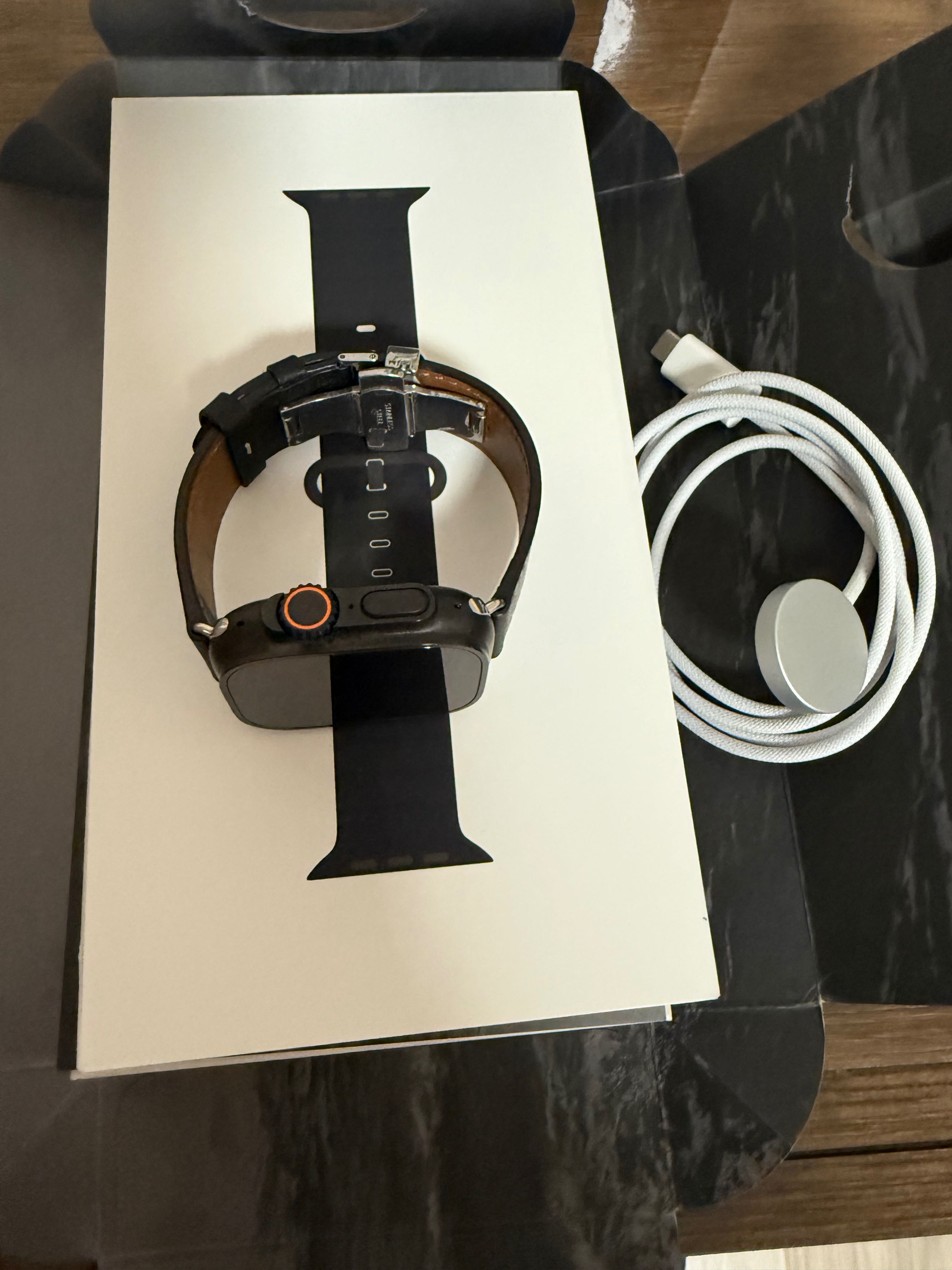 Apple Watch Ultra 2 49mm Black titan Ocean