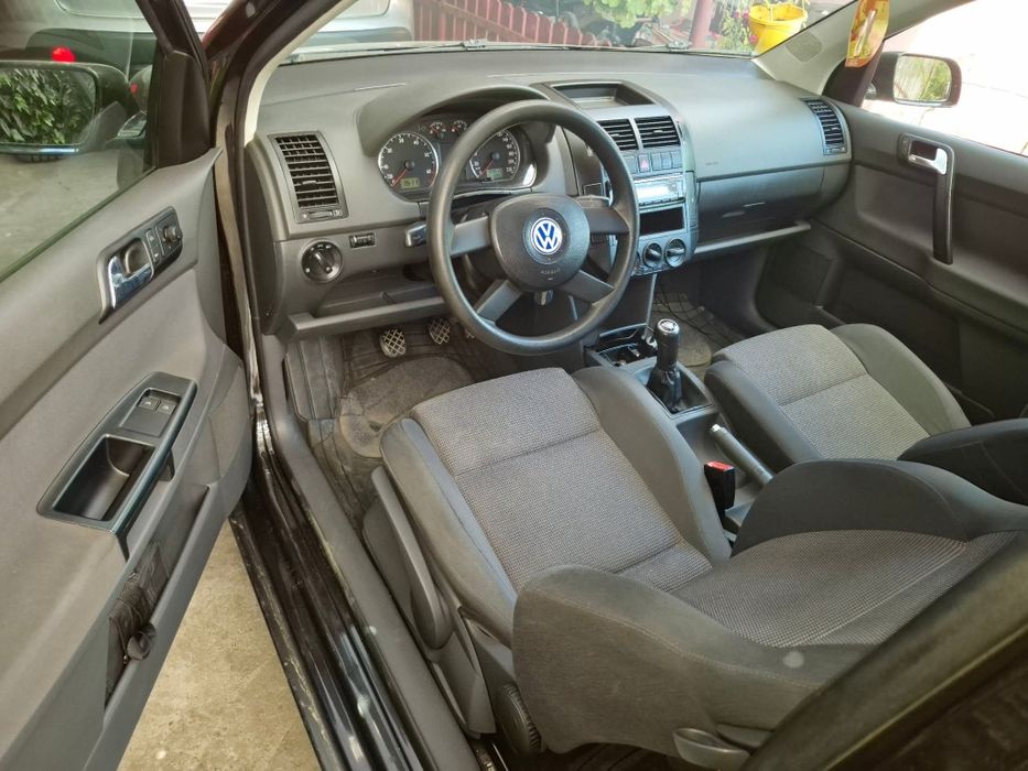 Vând VW Polo 1.4 benzina an 2002
