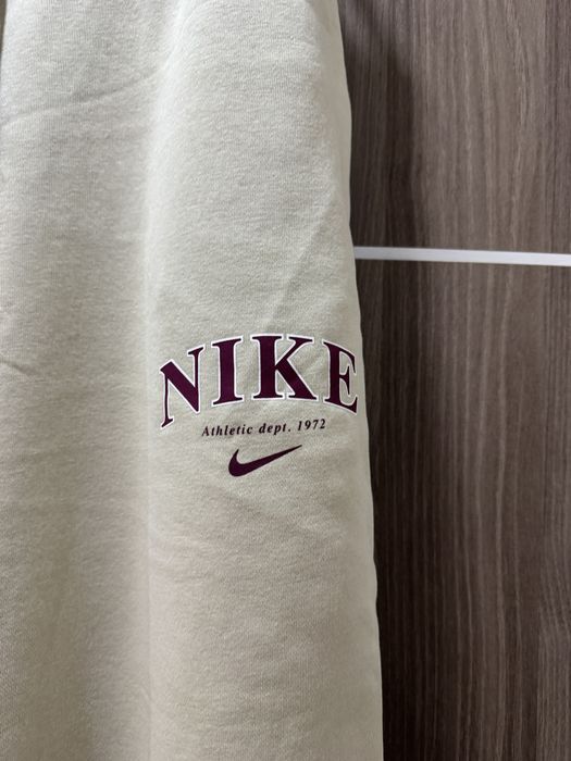 Спортен панталон Nike Oversize – размер М