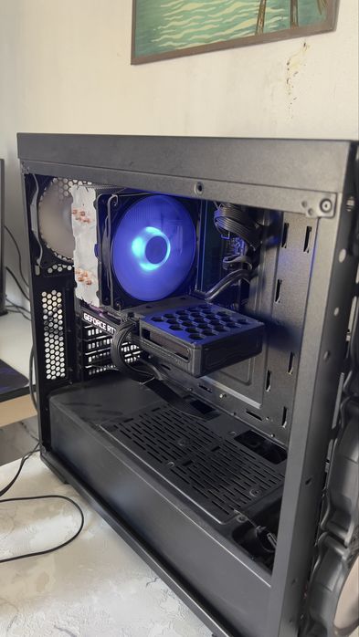 Konpyuter rtx s manitorom