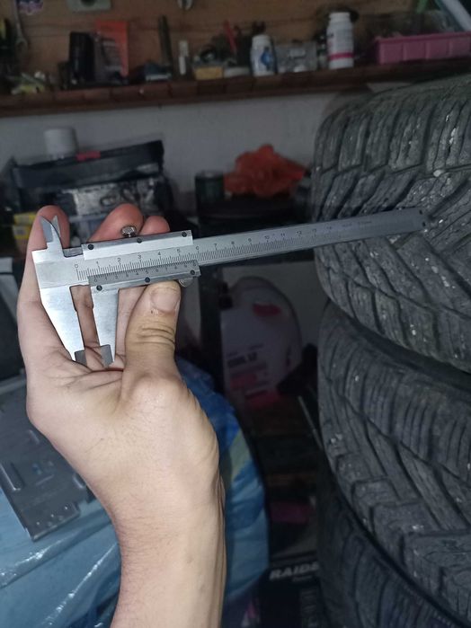 Зимни гуми мишлен 205/55 16"