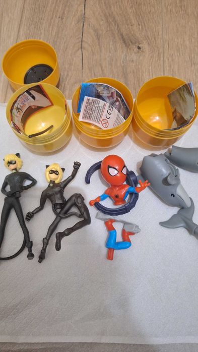 Киндер макси играчки