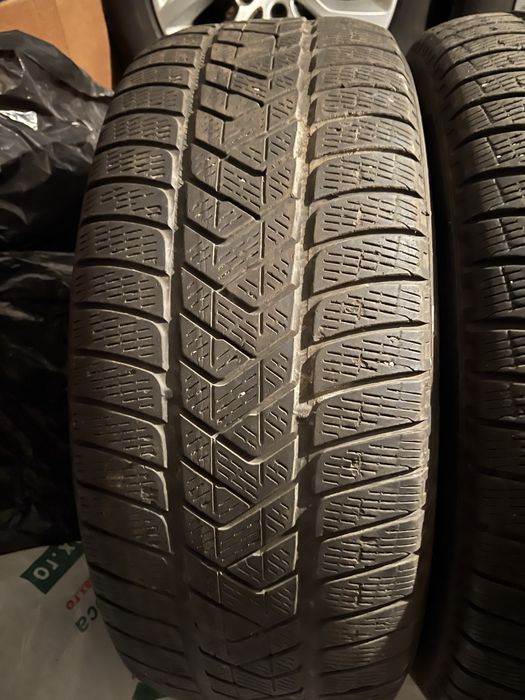 Pirelli Scorpion Runflat 235 55 R19 DOT 2019 iarna