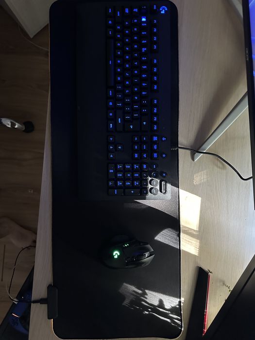 Set Logitech G213 + G502 Lightspeed + Mousepad RGB Battletron