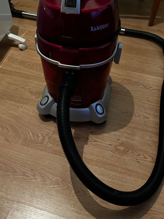 Водна прахосмукачка Aladdin first