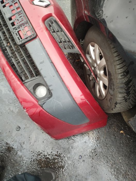 Bara fata Renault Megane 2 vișiniu