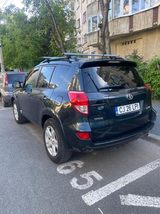 Vand Toyota Rav 4