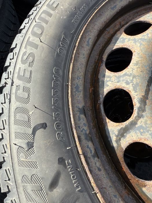 ANVELOPE Bridgestone 205/55/16 iarna !!!
