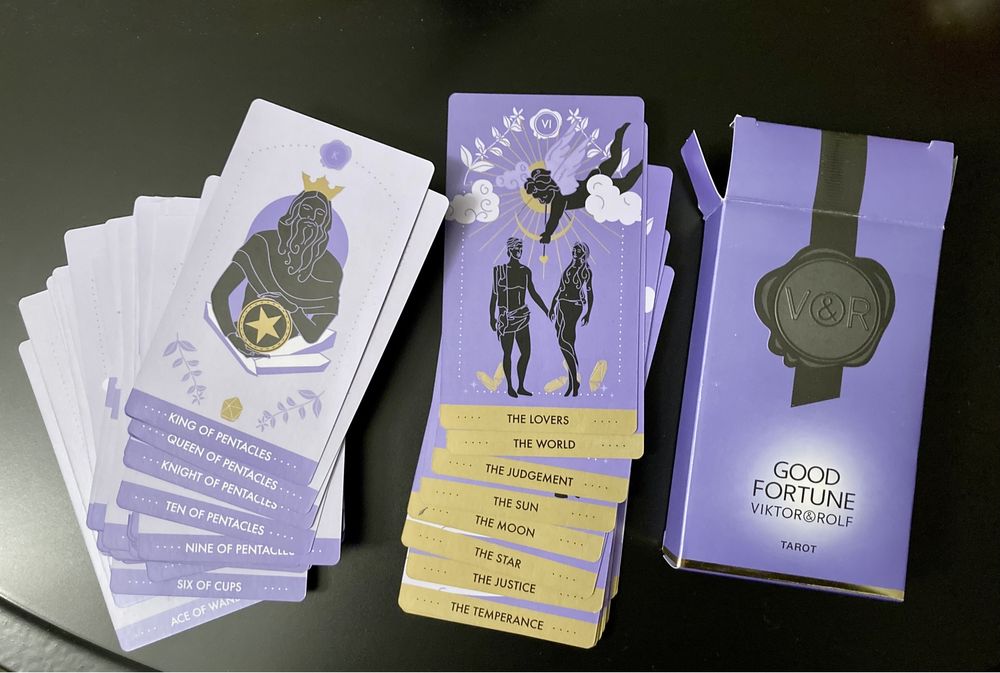 vând cărți Tarot Viktor & Rolf Good Fortune