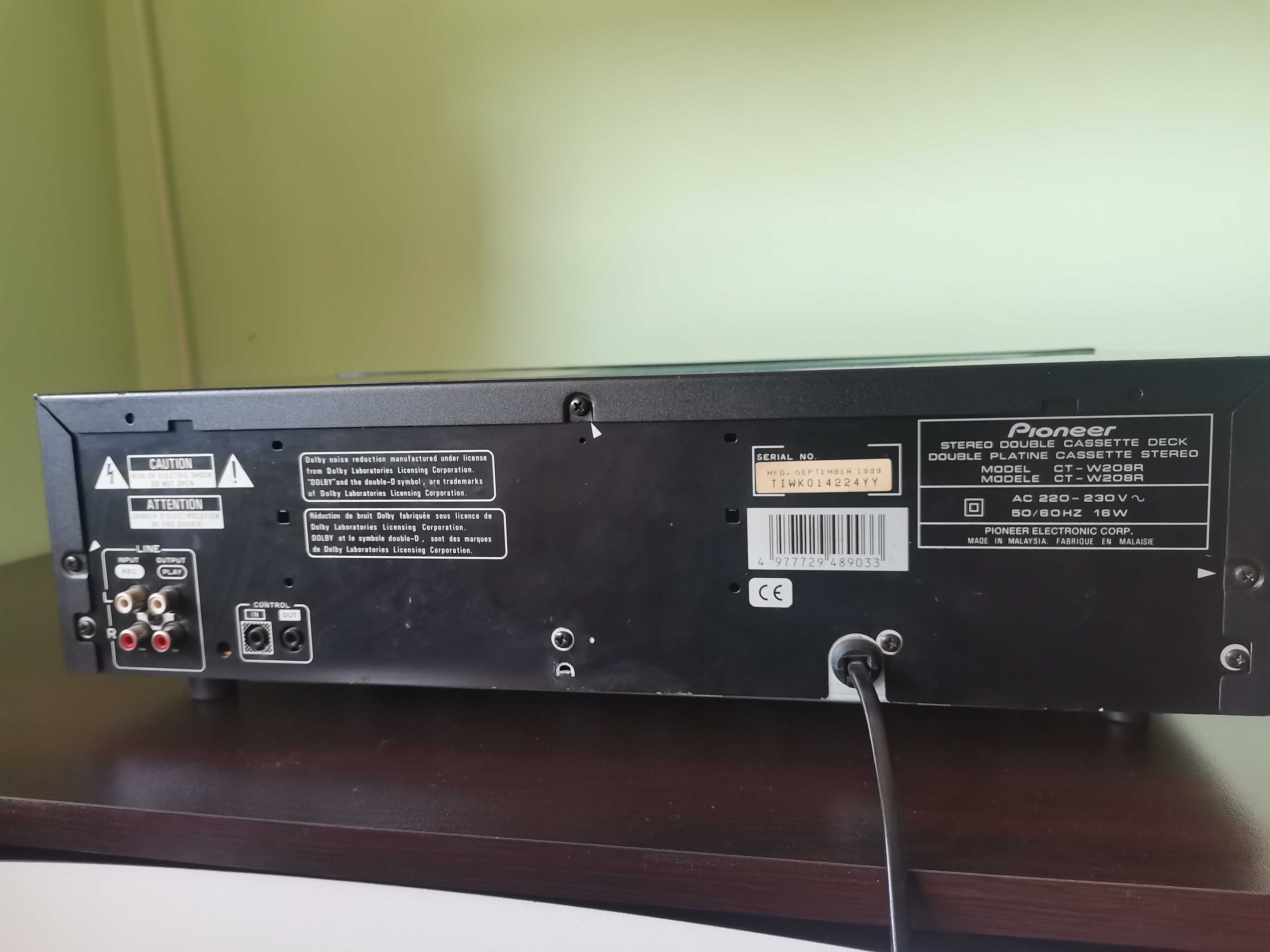 Касетен дек Pioneer ct w208r