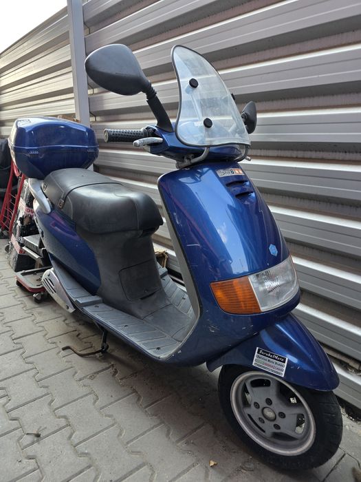 Scuter 125 Piaggio Sfera motoscuter permis B