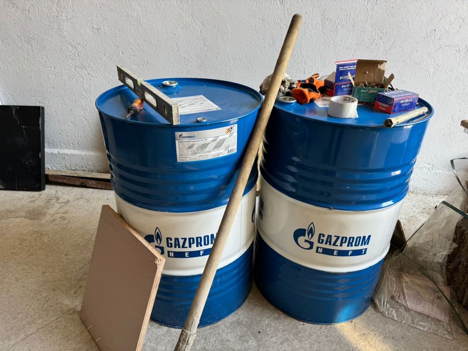 Масла моторные ,трансмиссионные и индустриальные бренда Газпрлмнефть