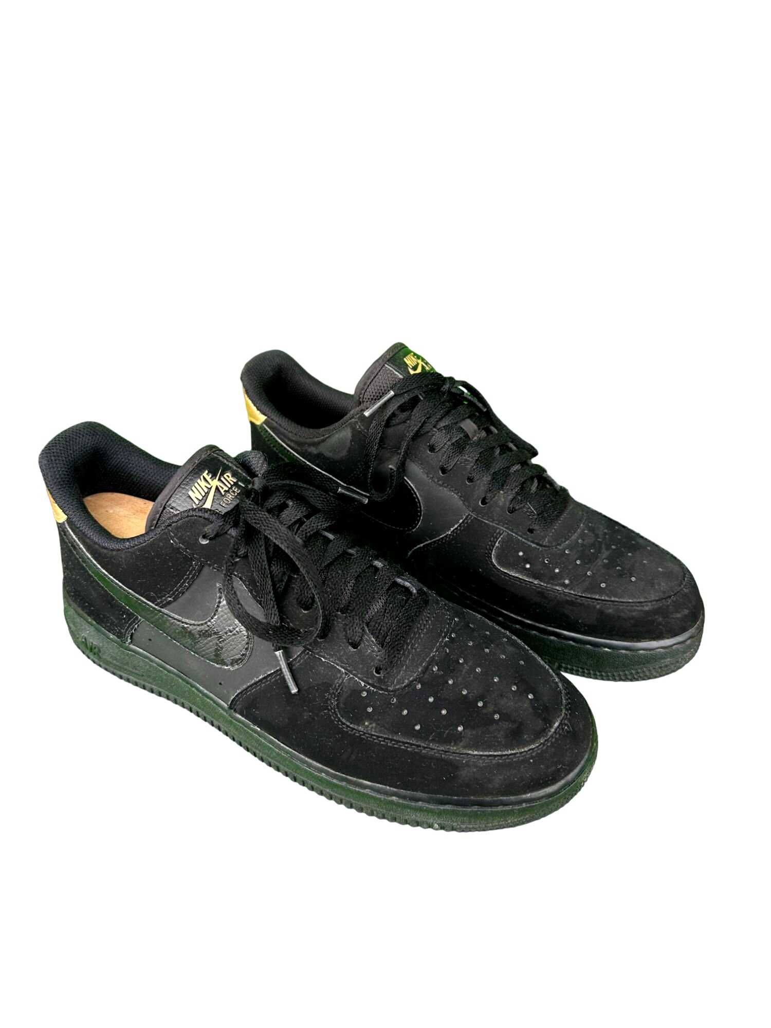 Nike Air Force 1 Low Nubuck Black Metallic Gold marimea 44.5 28.5 cm