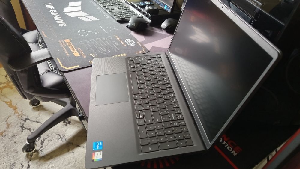 Laptop Dell 3520 garantie 2 ani