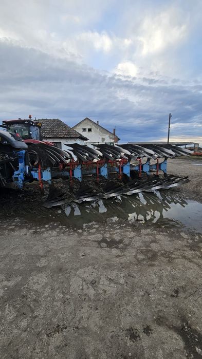 Vând plug Lemken 6+1