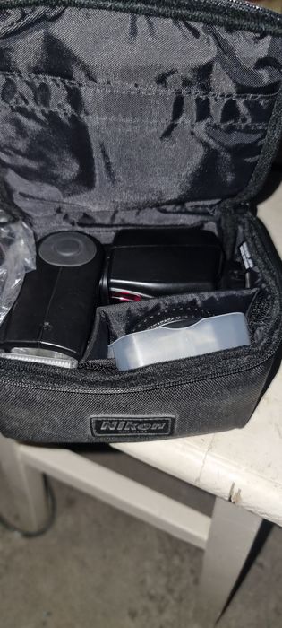 Nikon Speedlight SB 700