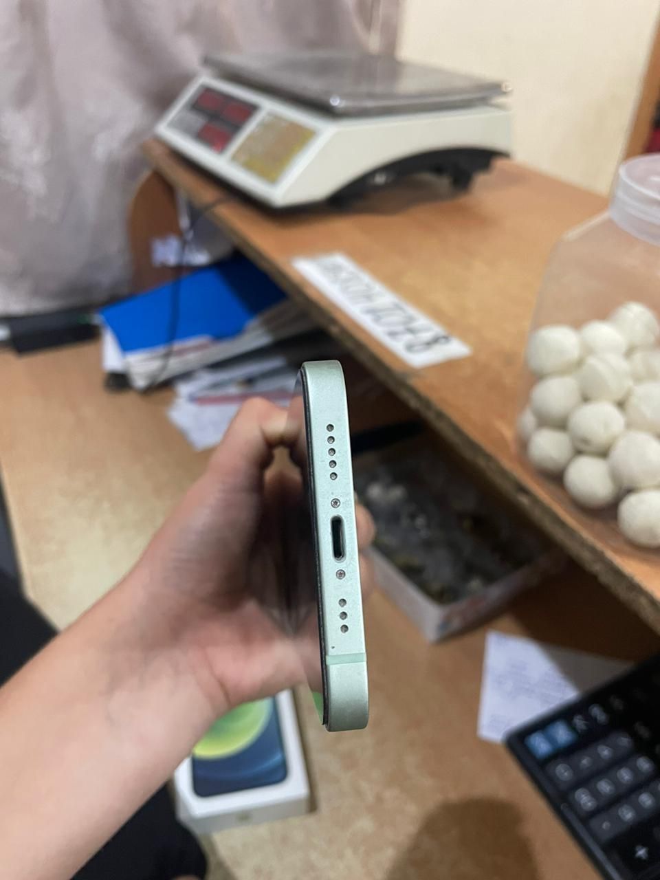 Iphone 12 caтылады