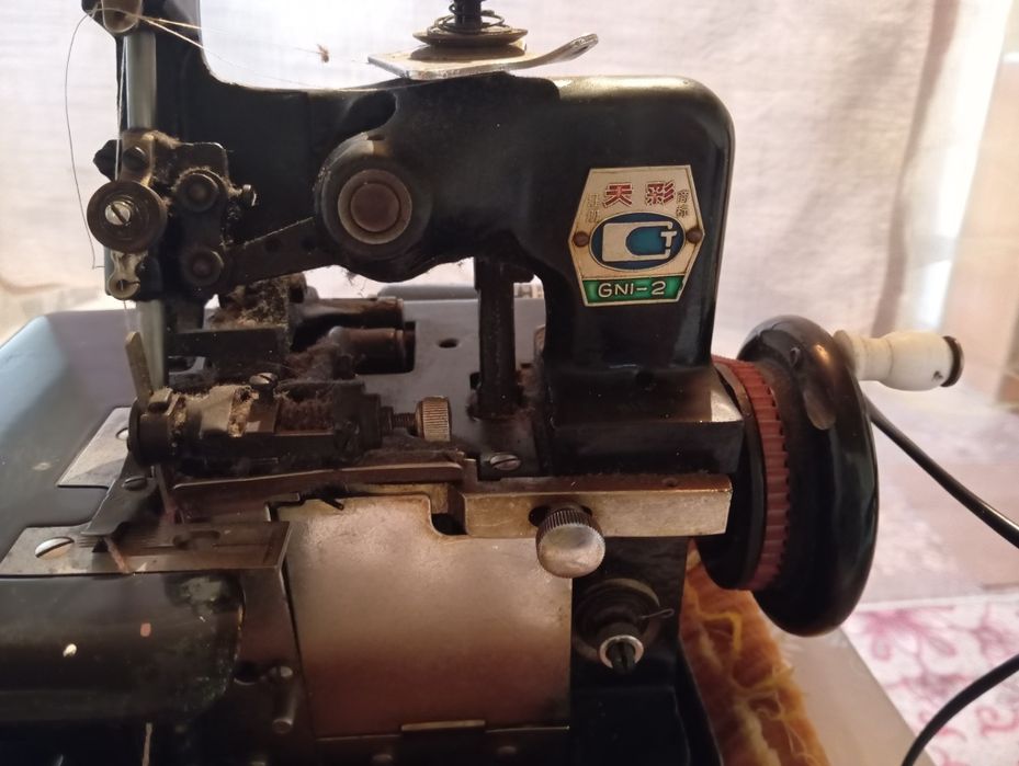 Оберлог черн свет