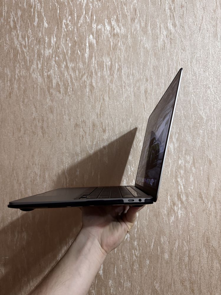 MacBook Pro 13” 2020
