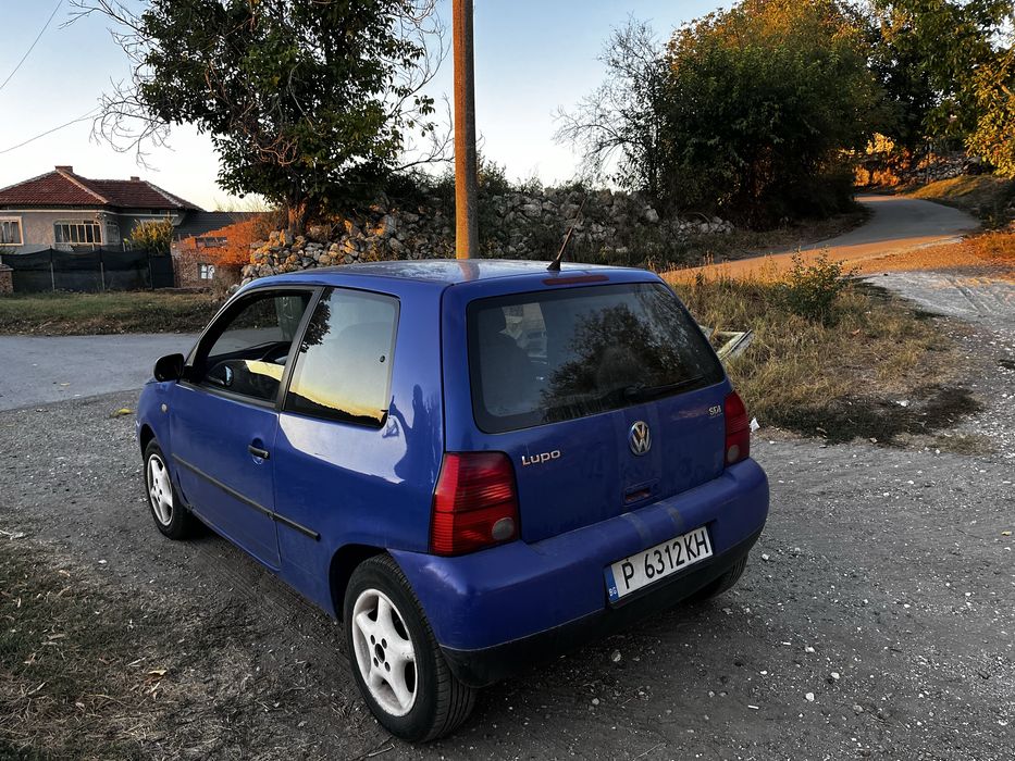 VW lupo.