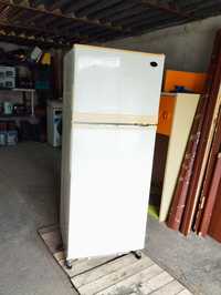 Продам Надёжный Большой Холодильник
