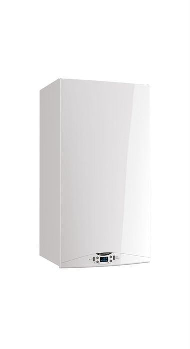 Vand centrala termica Ariston Hs Premium 24 kW cu kit de evacuare !