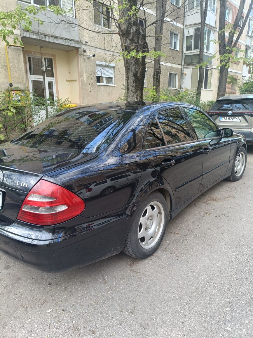 Vând Mercedes E classe W211,E220,diesell