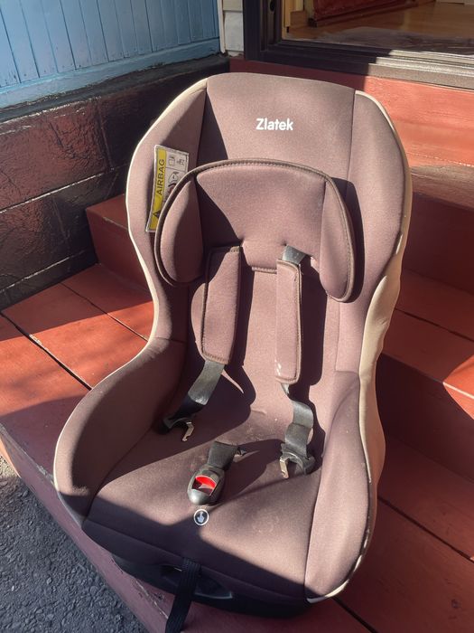 Авто кресло до 2 лет в хорешем состояний