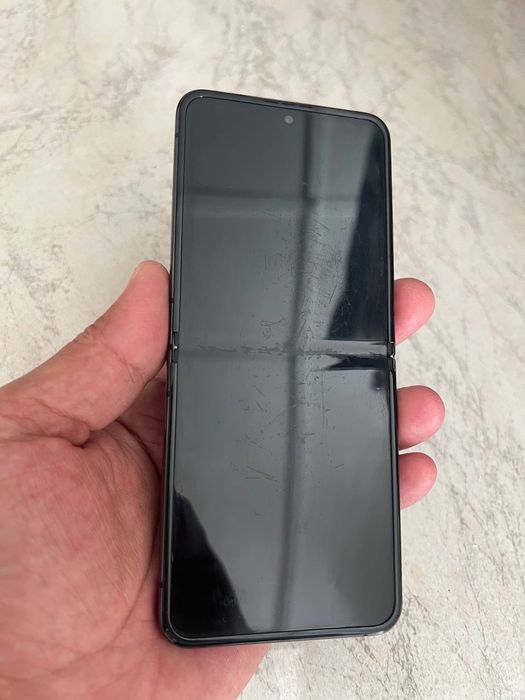 Samsung Z filip 4. 8/256