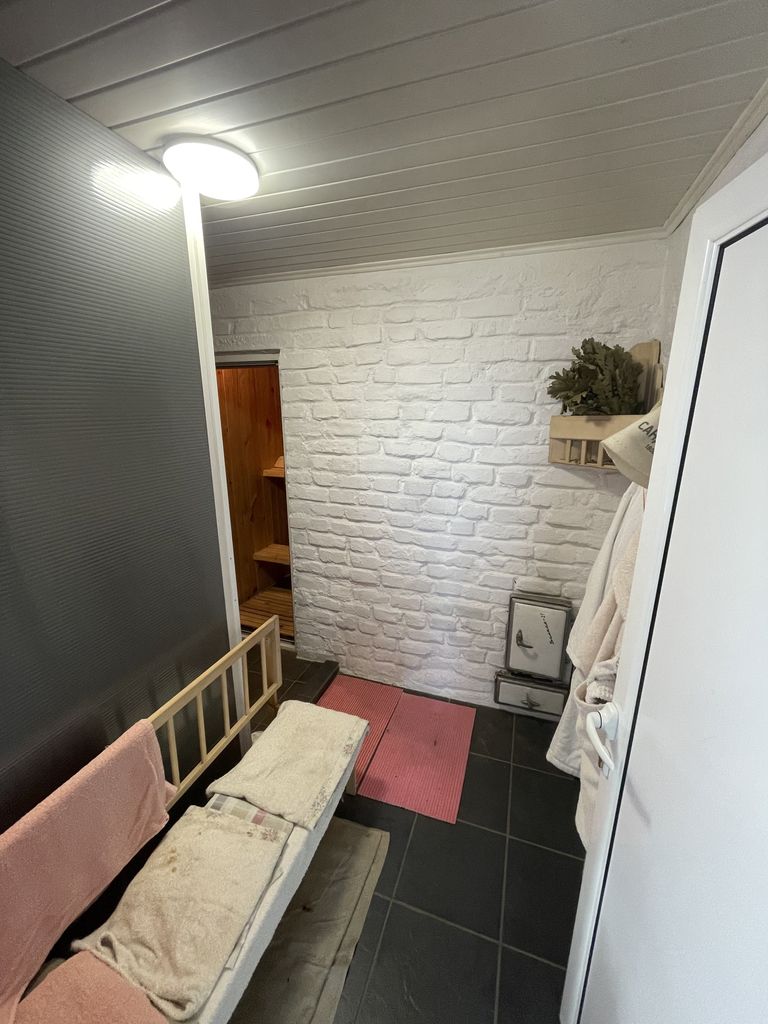 Продава се Къща в с. Подвис, Област Бургас - 82 кв.м за 1708 €/кв.м - Снимка #20