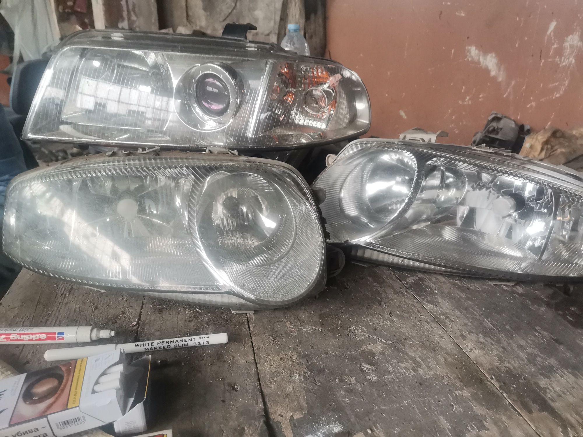 Комплект оргинални фарове за алфа 147 alfa romeo 147