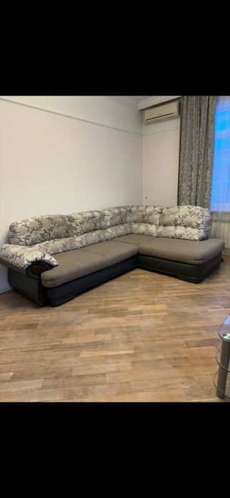 Продам Диван в зал