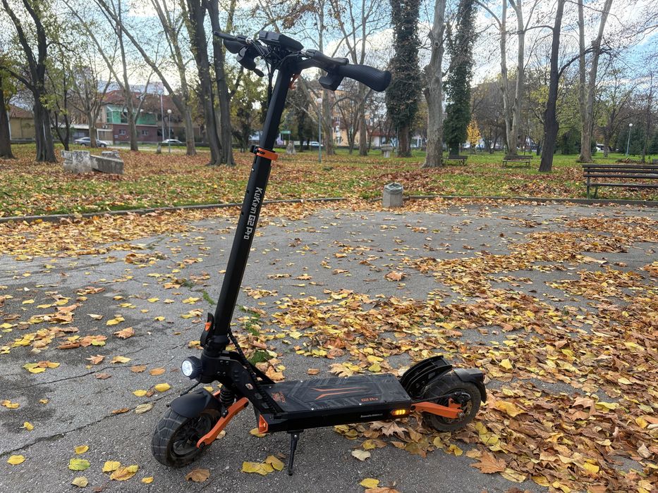 Продавам електрическа тротинетка Kugoo G2 Pro като нова