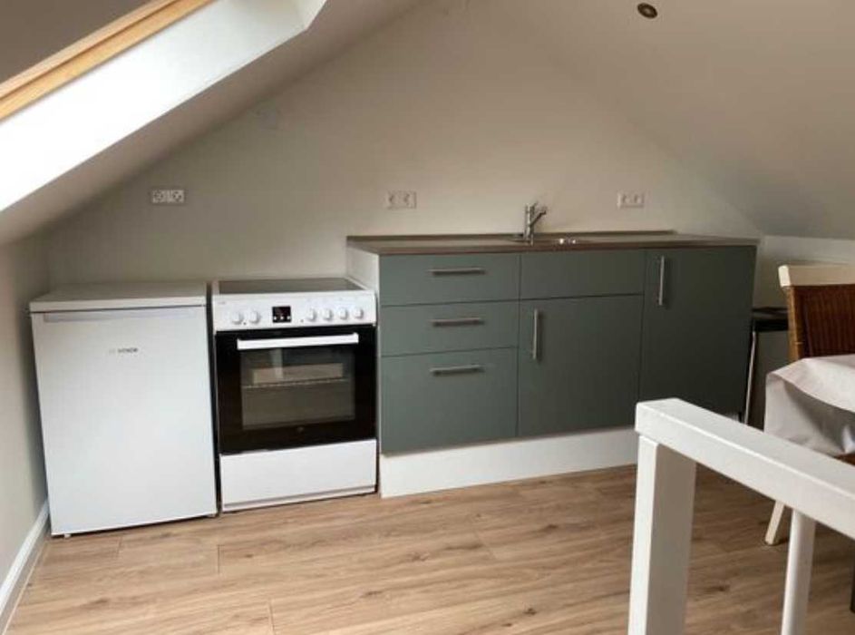 Дава се под наем Двустаен апартамент в Пловдив, Остромила - 65 кв.м за 239.7 € - Снимка #2